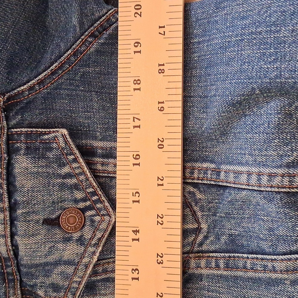 Classic Levis Thrashed Distressed Denim Jacket - Picture 12 of 15